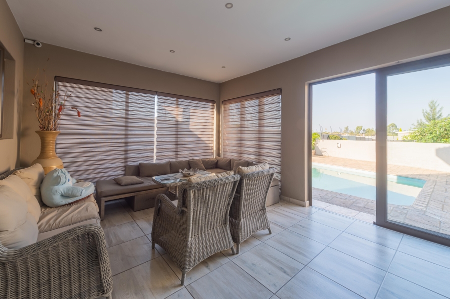4 Bedroom Property for Sale in Geelhoutpark North West